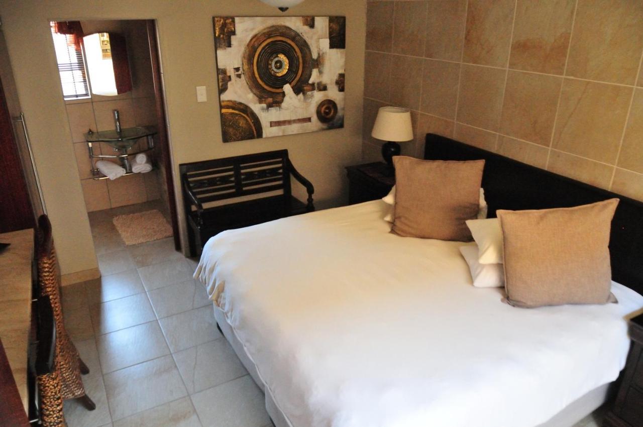 Mi Casa Guest House Uitenhage Exteriör bild