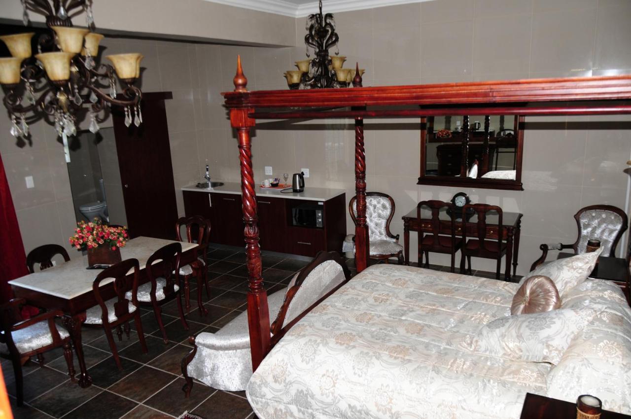 Mi Casa Guest House Uitenhage Exteriör bild