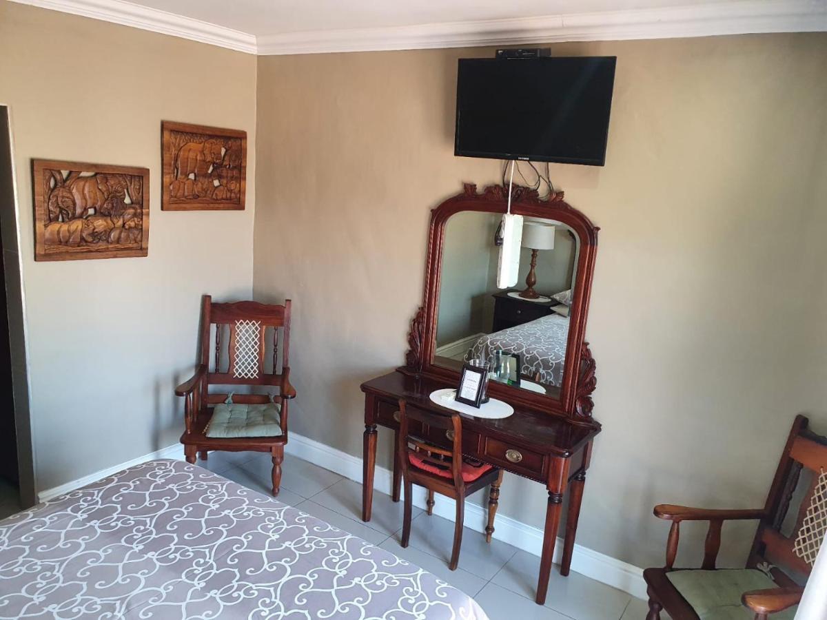 Mi Casa Guest House Uitenhage Exteriör bild